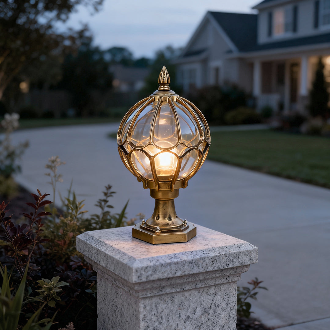 Outdoor Globe Pillar Lights Retro Glass Globe Copper Fence Post Light